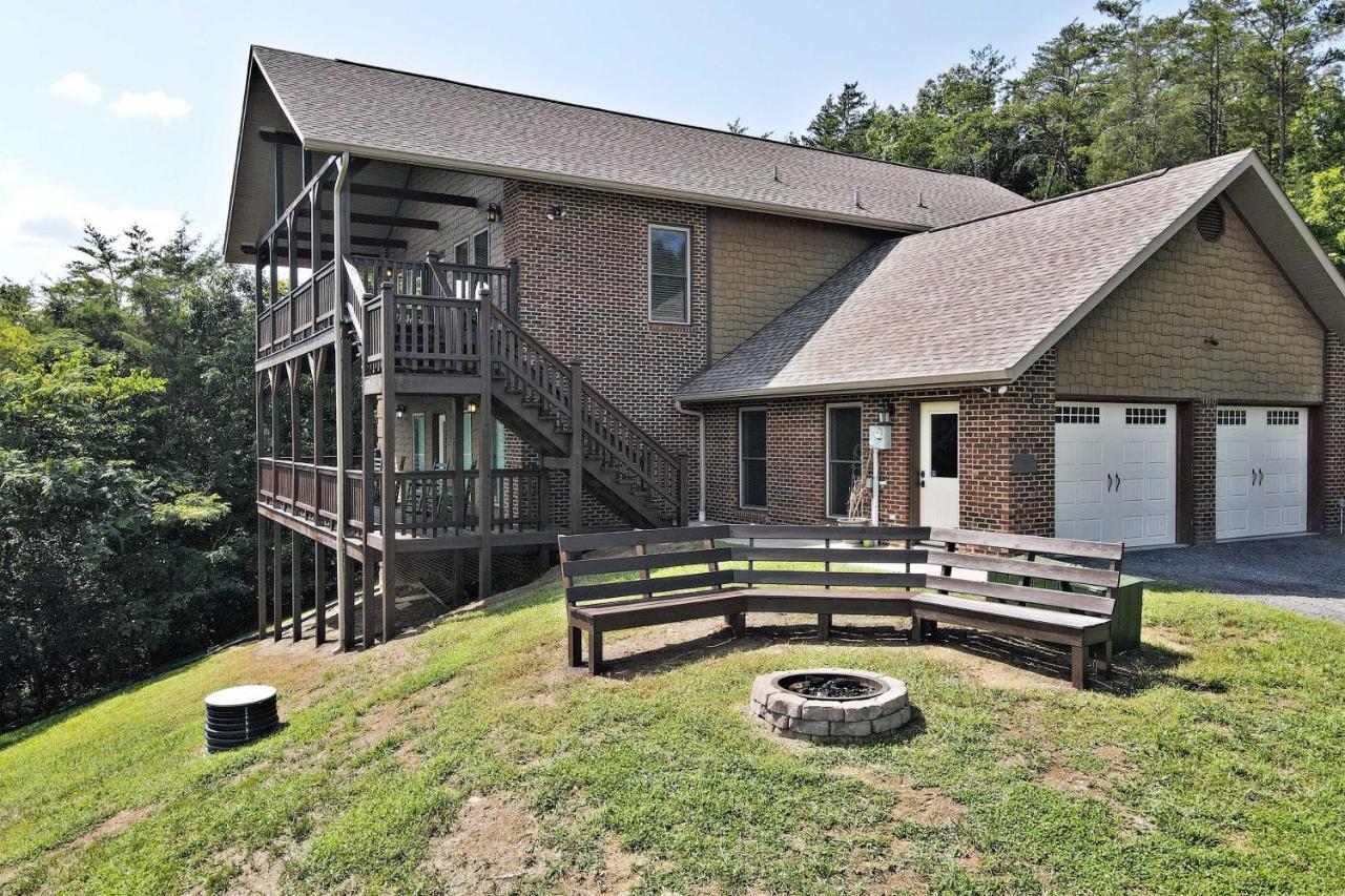 Pet-Friendly Smoky Mountain Retreat With Game Room! Sevierville Exterior foto